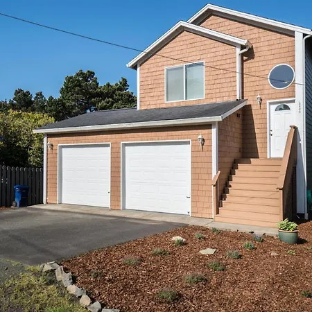 Family Tides Villa Lincoln City Exterior photo